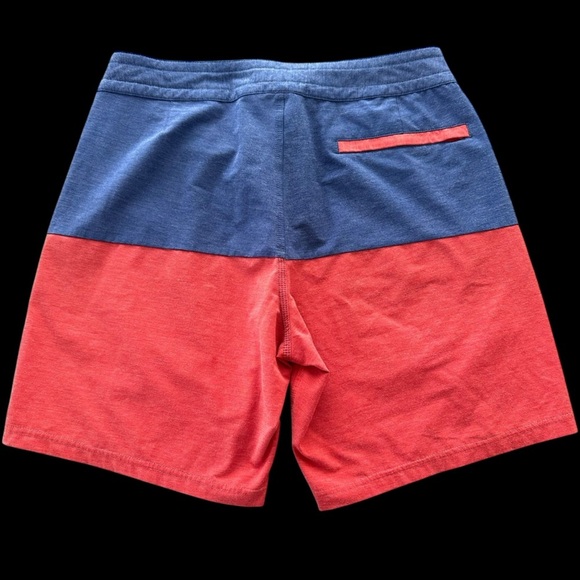 Fair Harbor Men’s 32 Red Blue Colorblock Board Shorts Swimsuit Swim Vacation - Picture 2 of 4